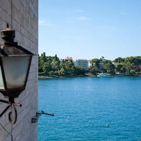 Bed & Breakfast La Riva Luxury 4*